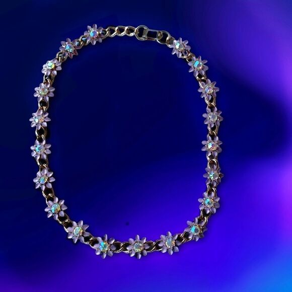 Vintage enamel lavender metal flower ab crystal  floral link necklace 15” - Picture 3 of 14